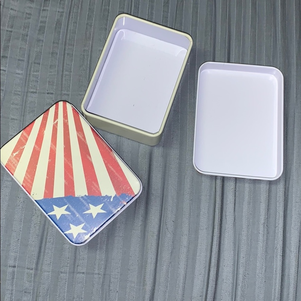*Free w Bundle* Two American Tins